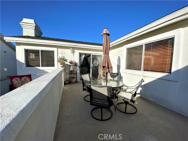 2405 Vanderbilt Lane, Redondo Beach, California 90278, 3 Bedrooms Bedrooms, ,2 BathroomsBathrooms,Residential,Sold,Vanderbilt,SB21088337