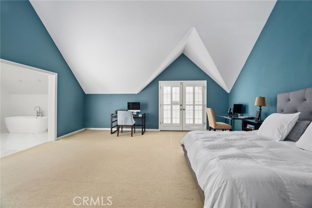 2701 Maple Avenue, Manhattan Beach, California 90266, 4 Bedrooms Bedrooms, ,3 BathroomsBathrooms,Residential,Sold,Maple,SB20115116