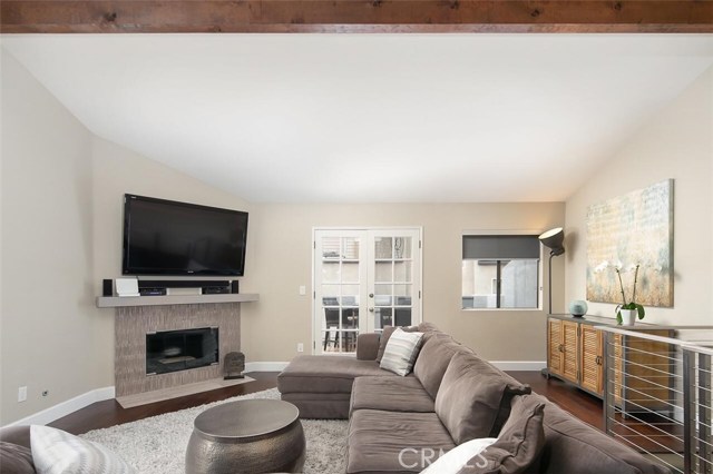 106 Lucia Avenue, Redondo Beach, California 90277, 2 Bedrooms Bedrooms, ,2 BathroomsBathrooms,Residential,Sold,Lucia,SB18128269