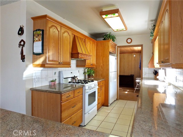 2605 182nd Place, Redondo Beach, California 90278, 2 Bedrooms Bedrooms, ,1 BathroomBathrooms,Residential,Sold,182nd,PW19189131