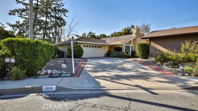 Detail Gallery Image 1 of 1 For 1595 Webster Ave, Claremont,  CA 91711 - 3 Beds | 2 Baths