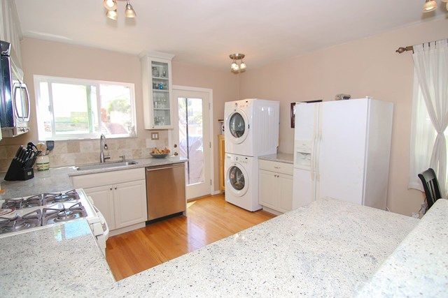 510 Maria Avenue, Redondo Beach, California 90277, 3 Bedrooms Bedrooms, ,1 BathroomBathrooms,Residential,Sold,Maria,SB17161211