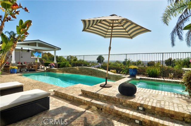 Photo of 29 Crestview Drive, Rancho Santa Margarita, CA 92688
