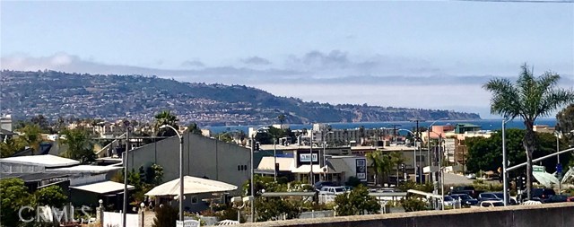 842 1st Street, Hermosa Beach, California 90254, 2 Bedrooms Bedrooms, ,3 BathroomsBathrooms,Residential,Sold,1st,SB20131143