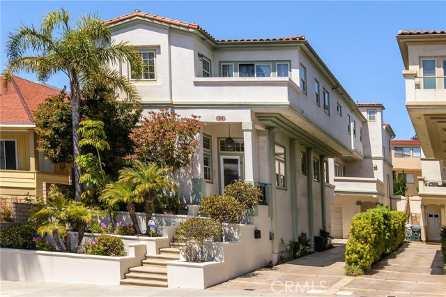 314 Catalina Avenue, Redondo Beach, California 90277, 4 Bedrooms Bedrooms, ,2 BathroomsBathrooms,Residential,Sold,Catalina,SB17106338