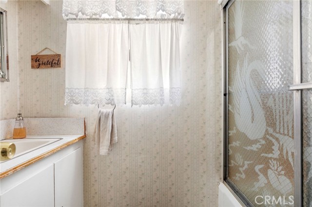 Full bath on entry level