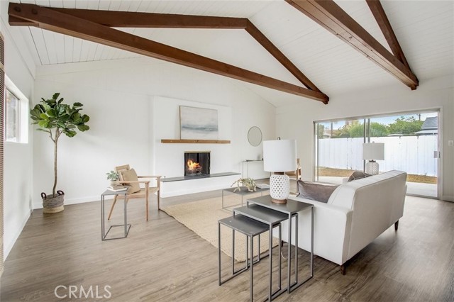 3 Bed Home for Sale in Hawthorne, California