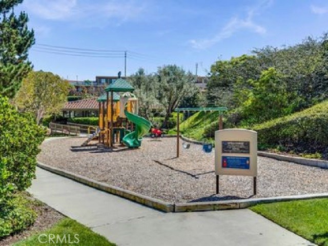 26 Aspen Way, Rolling Hills Estates, California 90274, 3 Bedrooms Bedrooms, ,2 BathroomsBathrooms,Residential,Sold,Aspen Way,PV17062589