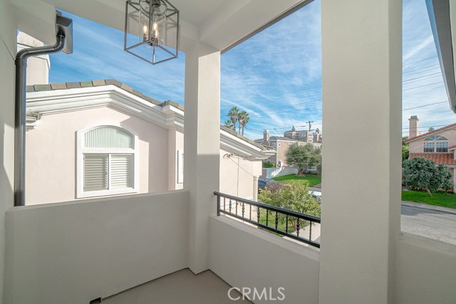 1819 Morgan Lane, Redondo Beach, California 90278, 4 Bedrooms Bedrooms, ,4 BathroomsBathrooms,Residential,Sold,Morgan,SB18262768