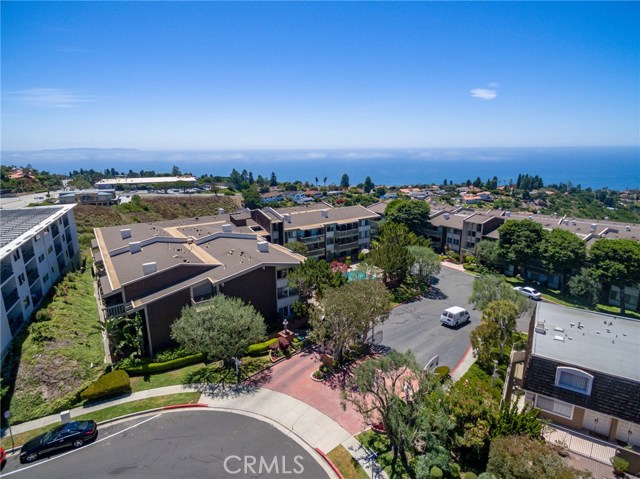 6526 Ocean Crest Drive, Rancho Palos Verdes, California 90275, 2 Bedrooms Bedrooms, ,2 BathroomsBathrooms,Residential,Sold,Ocean Crest,SB19189925