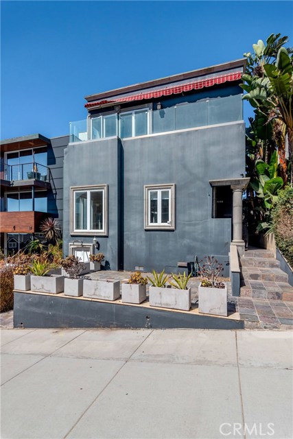 121 35th Street, Manhattan Beach, California 90266, 4 Bedrooms Bedrooms, ,4 BathroomsBathrooms,Residential,Sold,35th,SB19227401