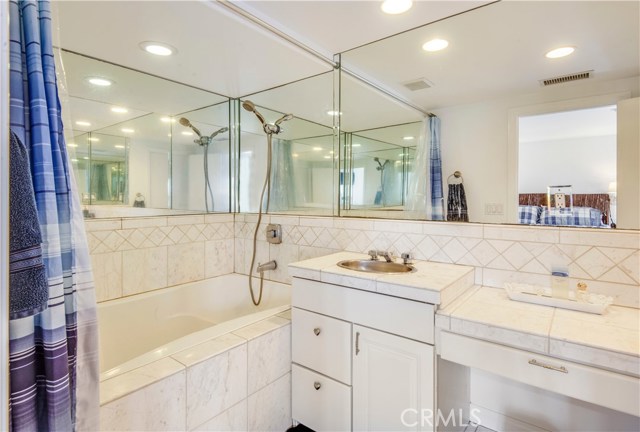 2605 Inglewood Avenue, Redondo Beach, California 90278, 4 Bedrooms Bedrooms, ,1 BathroomBathrooms,Residential,Sold,Inglewood,SB18180144