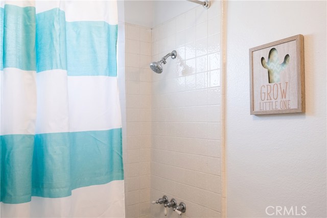 2206 Carnegie Lane, Redondo Beach, California 90278, 3 Bedrooms Bedrooms, ,2 BathroomsBathrooms,Residential,Sold,Carnegie,SB19278856