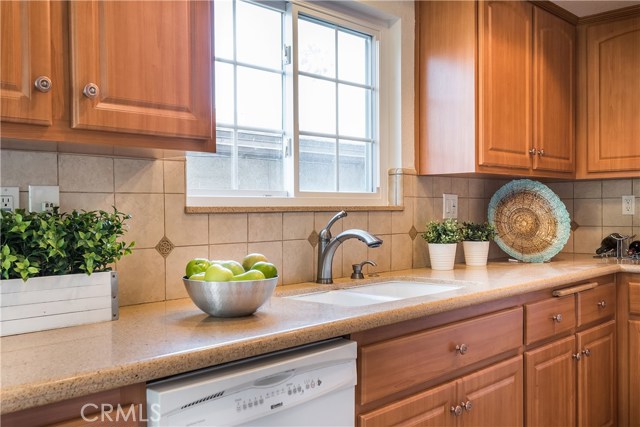 2011 Havemeyer Lane, Redondo Beach, California 90278, 3 Bedrooms Bedrooms, ,2 BathroomsBathrooms,Residential,Sold,Havemeyer,SB18093275