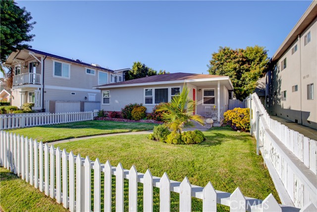 2211 Nelson Avenue, Redondo Beach, California 90278, ,Residential Income,Sold,Nelson,SB21041772