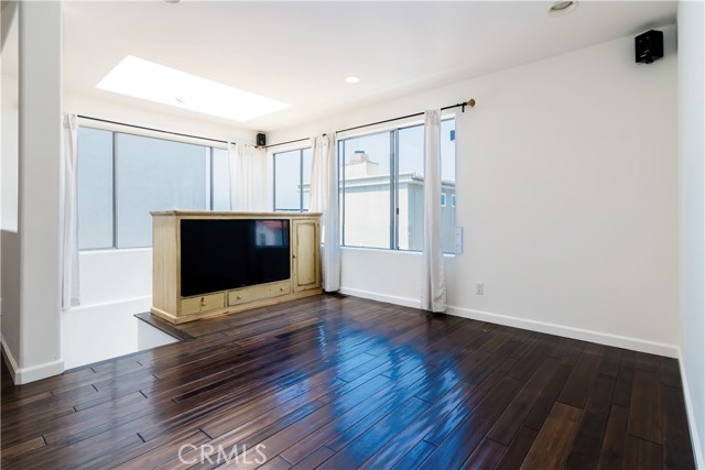 1909 Highland Avenue, Manhattan Beach, California 90266, 2 Bedrooms Bedrooms, ,2 BathroomsBathrooms,Residential,Sold,Highland,SB20120901