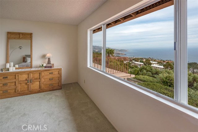 30836 Via La Cresta, Rancho Palos Verdes, California 90275, 4 Bedrooms Bedrooms, ,2 BathroomsBathrooms,Residential,Sold,Via La Cresta,PV18067538