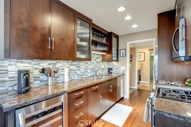 1600 Ardmore Avenue, Hermosa Beach, California 90254, 2 Bedrooms Bedrooms, ,2 BathroomsBathrooms,Residential,Sold,Ardmore,SB21134879