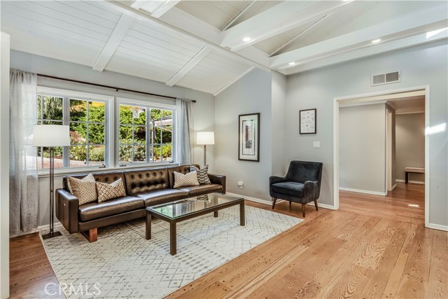 34 Empty Saddle Lane, Rolling Hills Estates, California 90274, 4 Bedrooms Bedrooms, ,2 BathroomsBathrooms,Residential,Sold,Empty Saddle,PV20151893