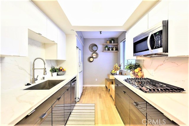 2 Bed Home for Sale in Los Angeles, California