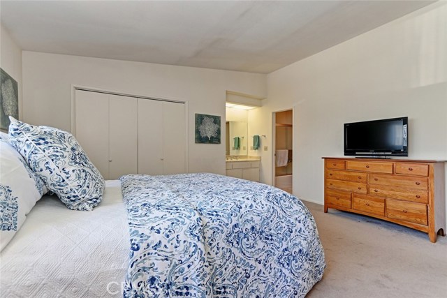 2415 Mathews Avenue, Redondo Beach, California 90278, 2 Bedrooms Bedrooms, ,1 BathroomBathrooms,Residential,Sold,Mathews,SB17184108 2415 Mathews Avenue, Redondo Beach, California 90278, 2 Bedrooms Bedrooms, ,1 BathroomBathrooms,Residential,Sold,Mathews,SB17184108