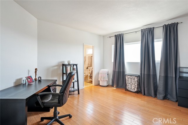 1108 Camino Real, Redondo Beach, California 90277, 3 Bedrooms Bedrooms, ,1 BathroomBathrooms,Residential,Sold,Camino Real,SB21068588