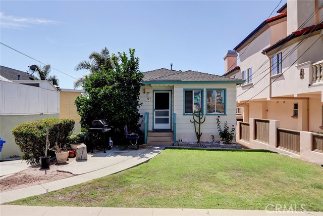 227 Juanita Avenue, Redondo Beach, California 90277, ,Residential Income,Sold,Juanita,SB19216294