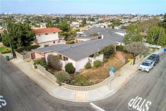 837 9th Street, Manhattan Beach, California 90266, 3 Bedrooms Bedrooms, ,2 BathroomsBathrooms,Residential,Sold,9th,SB18235489