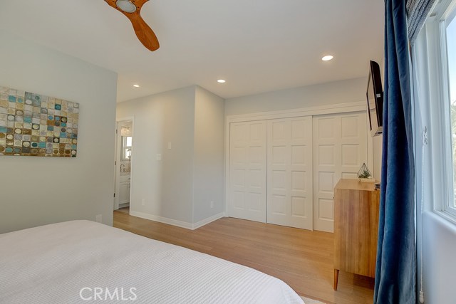 1124 1st Street, Hermosa Beach, California 90254, 4 Bedrooms Bedrooms, ,3 BathroomsBathrooms,Residential,Sold,1st,SB20124705