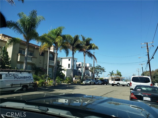 515 Gertruda Avenue, Redondo Beach, California 90277, 2 Bedrooms Bedrooms, ,2 BathroomsBathrooms,Residential,Sold,Gertruda,DW19150455