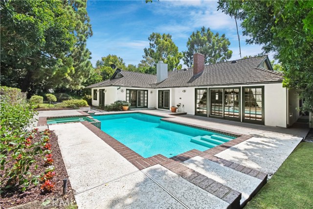 13 Country Meadow, Rolling Hills Estates, California 90274, 4 Bedrooms Bedrooms, ,2 BathroomsBathrooms,Residential,Sold,Country Meadow,PV20197818