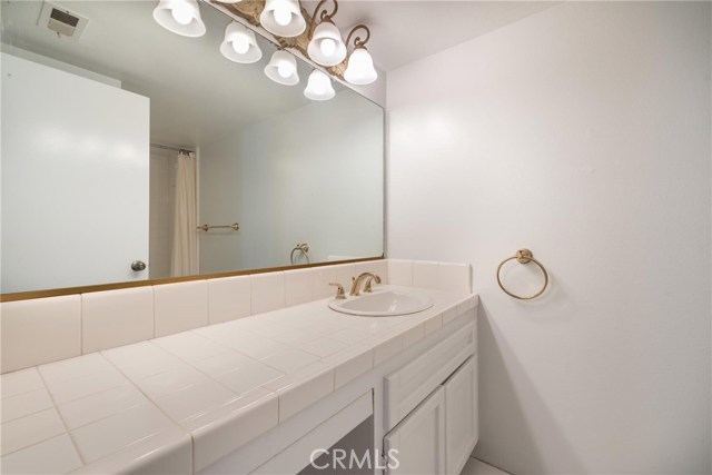 612 Irena Avenue, Redondo Beach, California 90277, 2 Bedrooms Bedrooms, ,3 BathroomsBathrooms,Residential,Sold,Irena,SB20153515