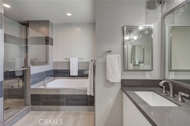 1802 Pullman Lane, Redondo Beach, California 90278, 4 Bedrooms Bedrooms, ,3 BathroomsBathrooms,Residential,Sold,Pullman,PV18085899