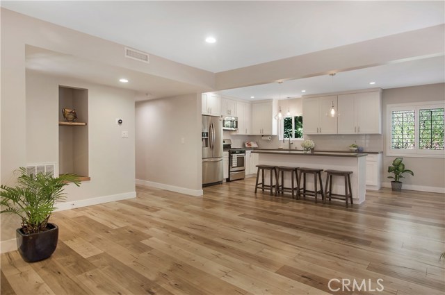 326 Prospect Avenue, Redondo Beach, California 90277, 3 Bedrooms Bedrooms, ,2 BathroomsBathrooms,Residential,Sold,Prospect,SB19130167