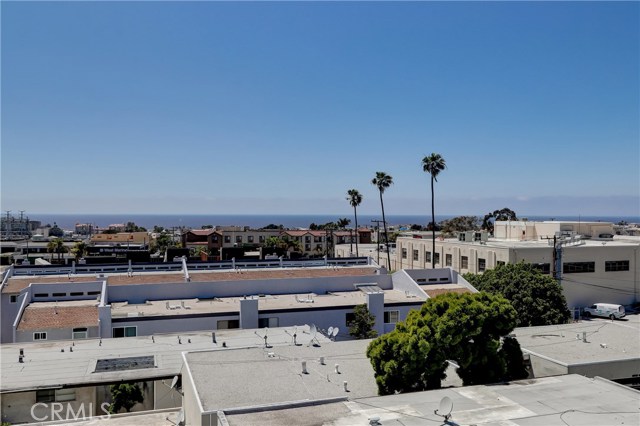 926 1st Street, Hermosa Beach, California 90254, 2 Bedrooms Bedrooms, ,2 BathroomsBathrooms,Residential,Sold,1st,SB20082752