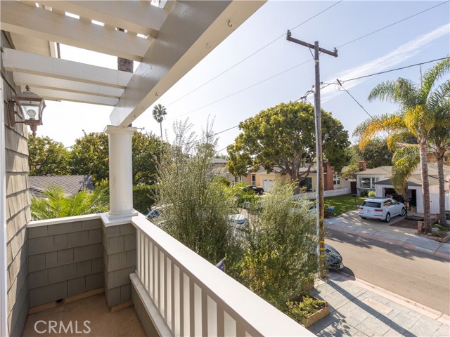 1808 Elm Avenue, Manhattan Beach, California 90266, 5 Bedrooms Bedrooms, ,3 BathroomsBathrooms,Residential,Sold,Elm,SB20235001