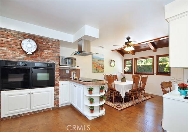 Kitchen with breakfast nook