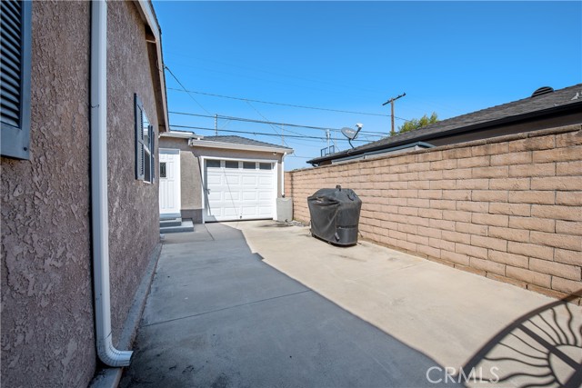 2511 184th Street, Redondo Beach, California 90278, 4 Bedrooms Bedrooms, ,3 BathroomsBathrooms,Residential,Sold,184th,SB21054988
