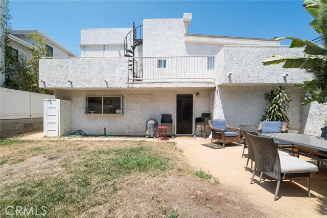 1326 Owosso Avenue, Hermosa Beach, California 90254, 4 Bedrooms Bedrooms, ,3 BathroomsBathrooms,Residential,Sold,Owosso,SB18170594