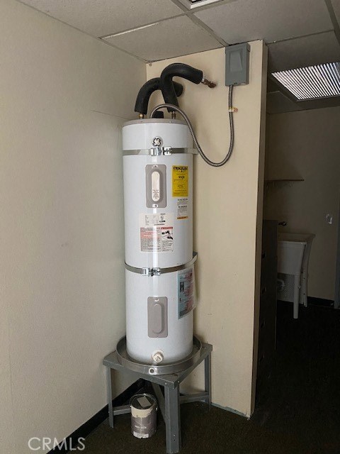6th, 92882, ,Commercial,For Sale,6th,IG20161165