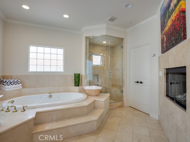 100 Irena Avenue, Redondo Beach, California 90277, 4 Bedrooms Bedrooms, ,3 BathroomsBathrooms,Residential,Sold,Irena,SB17089874