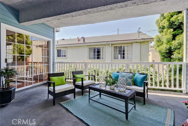 2205 Felton Lane, Redondo Beach, California 90278, 3 Bedrooms Bedrooms, ,2 BathroomsBathrooms,Residential,Sold,Felton,SB18109653