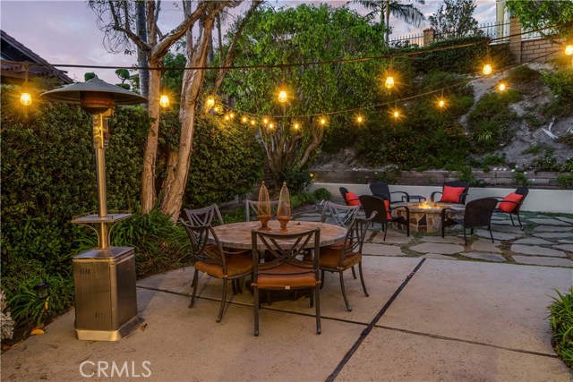 11 Covered Wagon Lane, Rolling Hills Estates, California 90274, 4 Bedrooms Bedrooms, ,4 BathroomsBathrooms,Residential,Sold,Covered Wagon,PV18258893