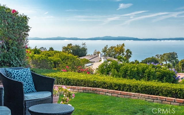2305 Via Acalones, Palos Verdes Estates, California 90274, 3 Bedrooms Bedrooms, ,2 BathroomsBathrooms,Residential,Sold,Via Acalones,SB19041720