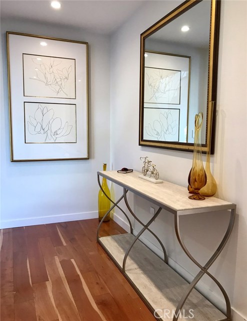 133 1st Street, Manhattan Beach, California 90266, 3 Bedrooms Bedrooms, ,2 BathroomsBathrooms,Residential,Sold,1st,SB20052011