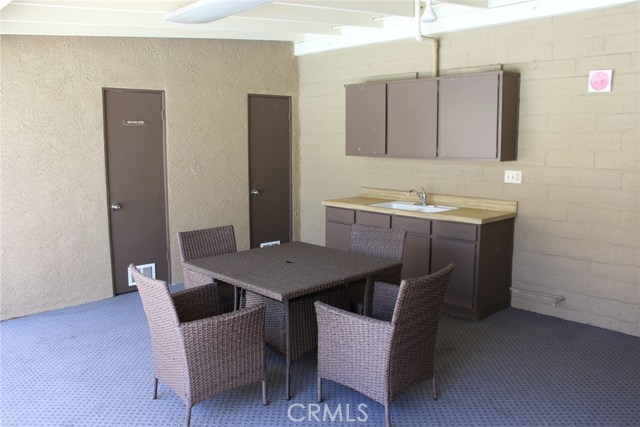 2308 Mathews Avenue, Redondo Beach, California 90278, 3 Bedrooms Bedrooms, ,2 BathroomsBathrooms,Residential,Sold,Mathews,OC18152934