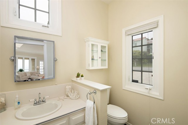 30900 Via La Cresta, Rancho Palos Verdes, California 90275, 4 Bedrooms Bedrooms, ,4 BathroomsBathrooms,Residential,Sold,Via La Cresta,PV21131475