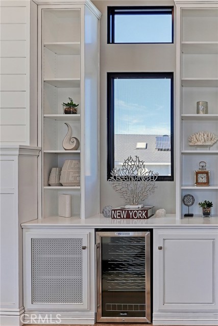 404 Lucia, Redondo Beach, California 90277, 4 Bedrooms Bedrooms, ,3 BathroomsBathrooms,Residential,Sold,Lucia,SB17221767