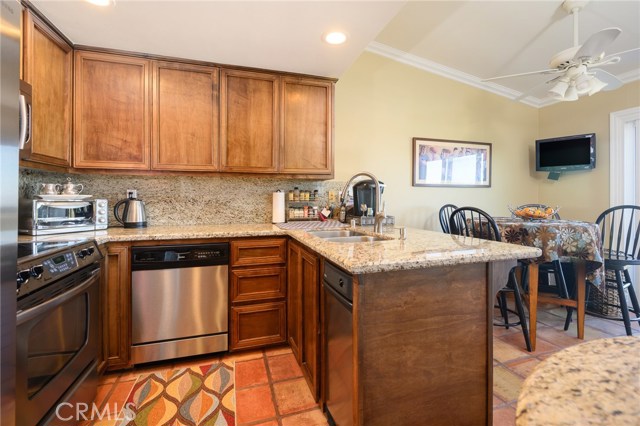 15 Oaktree Lane, Rolling Hills Estates, California 90274, 3 Bedrooms Bedrooms, ,1 BathroomBathrooms,Residential,Sold,Oaktree,PV19262443