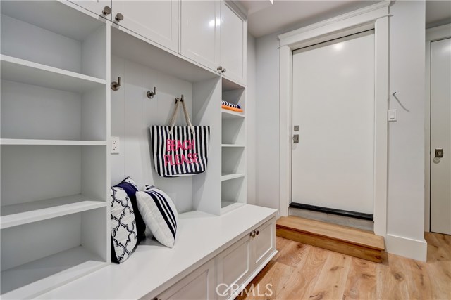 1955 Monterey Boulevard, Hermosa Beach, California 90254, 4 Bedrooms Bedrooms, ,2 BathroomsBathrooms,Residential,Sold,Monterey,SB18111119